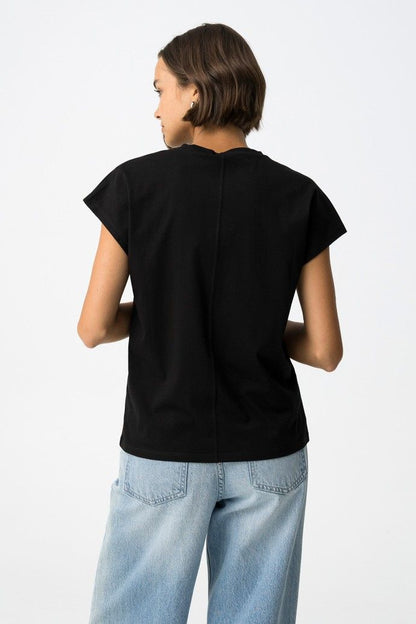 Camiseta Kira-22