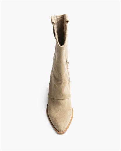 Bota Corina
