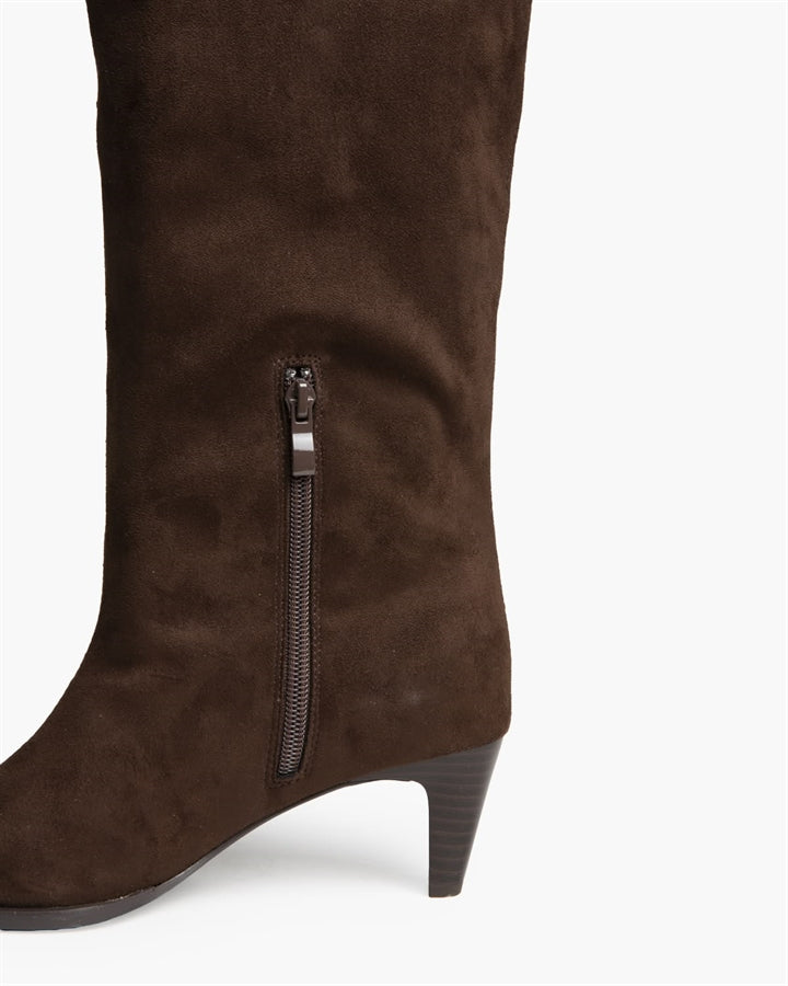 Bota Corina
