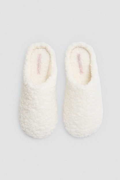 ZAPATILLA BORREGUITO