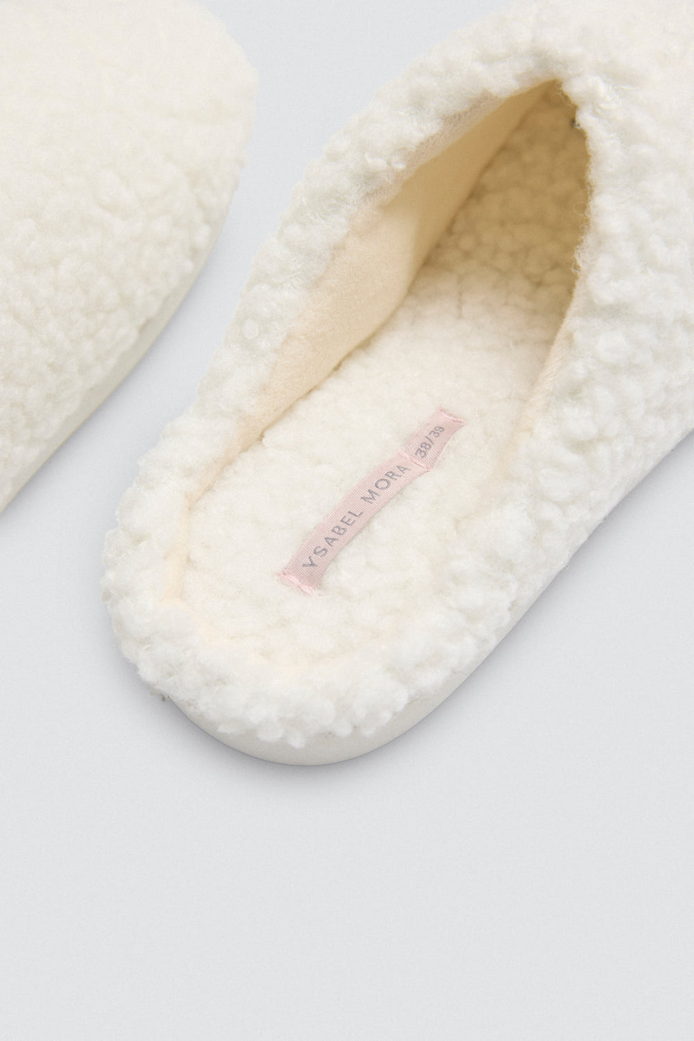 ZAPATILLA BORREGUITO