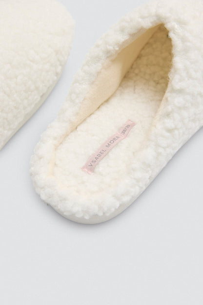 ZAPATILLA BORREGUITO